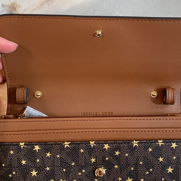 Brand New Michael Kors Convertible Crossbody Wallet Jet Set Charm Brown Multi - Picture 7 of 9